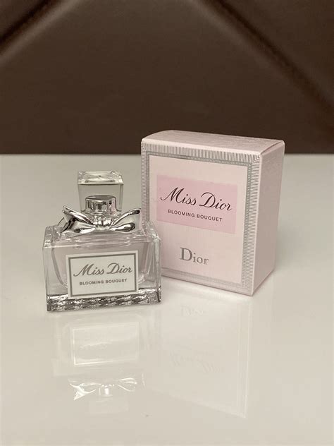 miss dior mini sample|miss dior blooming bouquet sample.